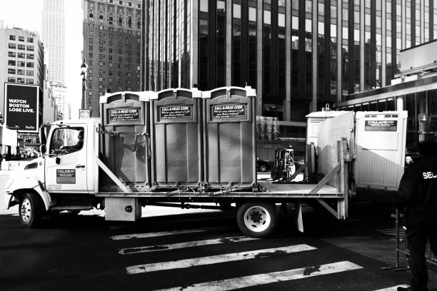 Best Luxury portable toilet rental  in Fairwood, MD